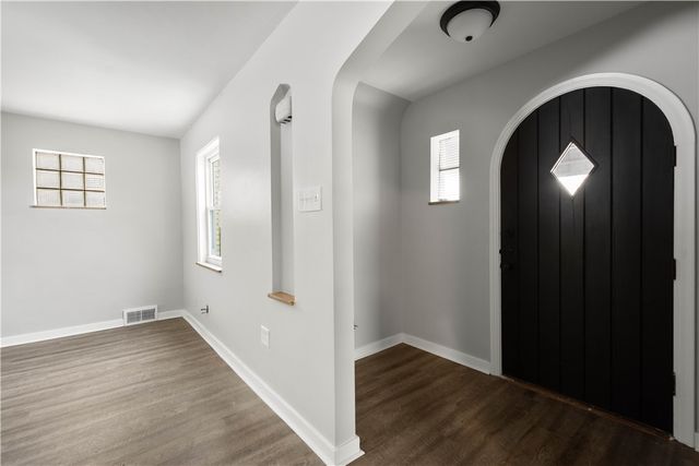 1613 Clarkton St, Chartiers City, PA 15204