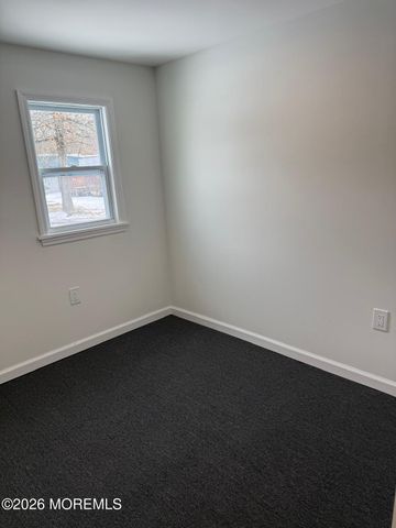 21 Essex Lane, Howell, NJ 07731