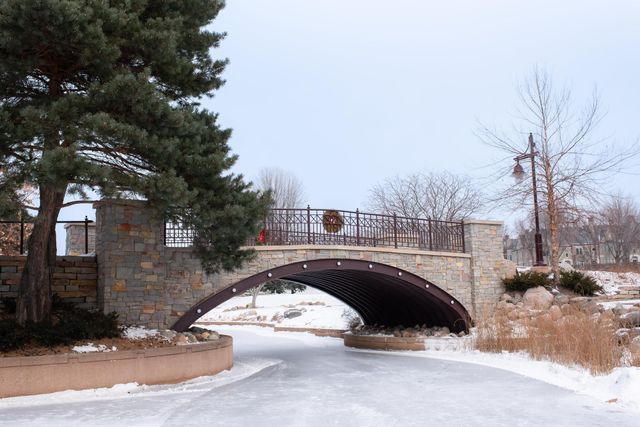 5541 W 70th Street, Edina, MN 55439