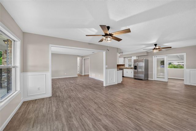 2421 NE 57TH PLACE, Ocala, FL 34479