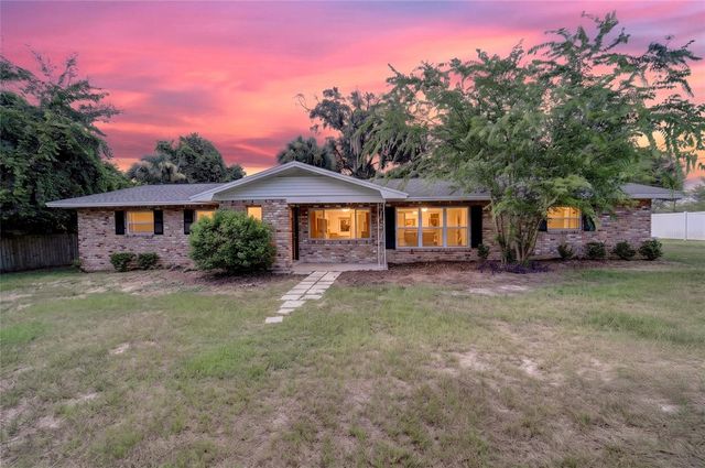 2421 NE 57TH PLACE, Ocala, FL 34479