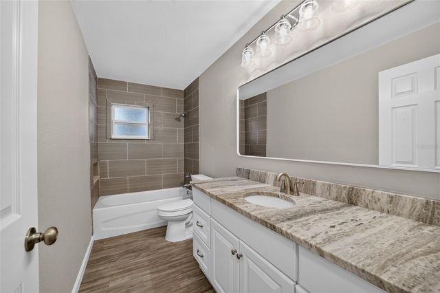 2421 NE 57TH PLACE, Ocala, FL 34479