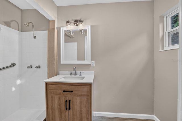 2421 NE 57TH PLACE, Ocala, FL 34479