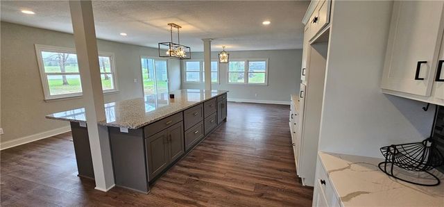 1600 Country Club Drive, Pleasant Hill, MO 64080