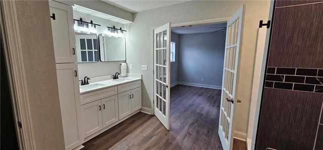 1600 Country Club Drive, Pleasant Hill, MO 64080