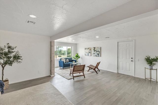 7400 Lakewood Drive, Mustang, OK 73064