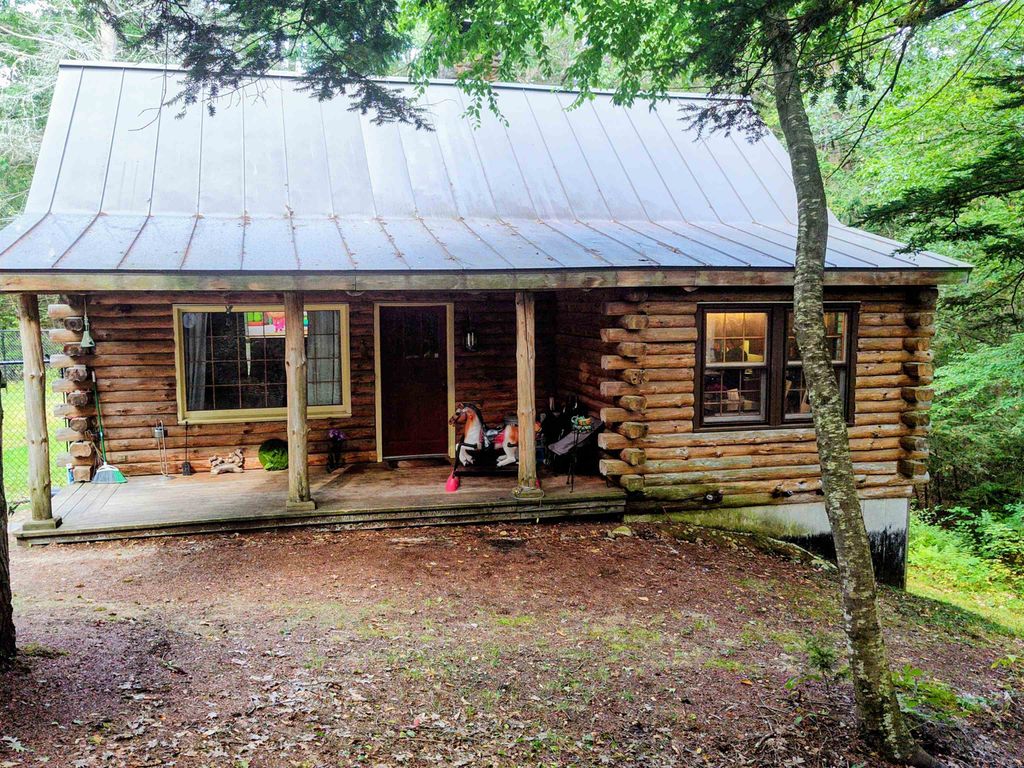 122 Timbertop Road, New Ipswich, NH 03071