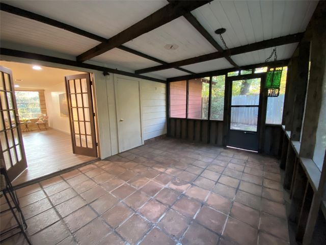 5811 Highland Hills DR, Austin, TX 78731