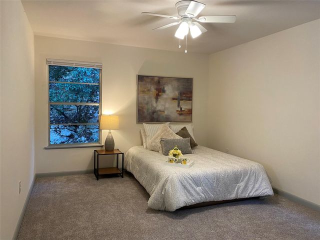 5811 Highland Hills DR, Austin, TX 78731