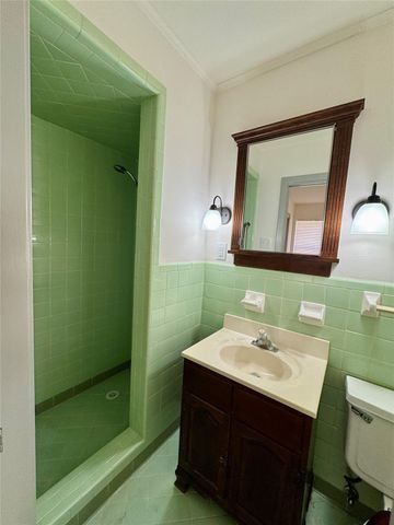 5811 Highland Hills DR, Austin, TX 78731
