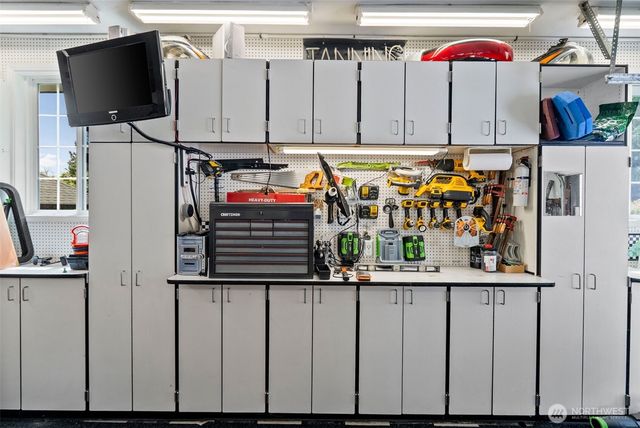 8423 Dormar Drive SE, Port Orchard, WA 98367