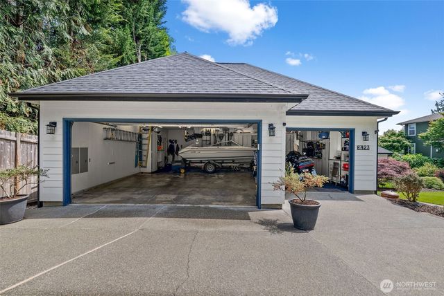 8423 Dormar Drive SE, Port Orchard, WA 98367