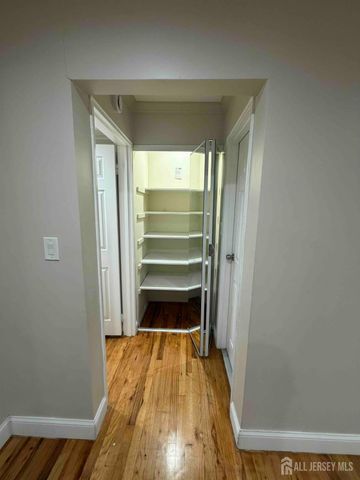 44 Judson Street 12B, Edison, NJ 08837