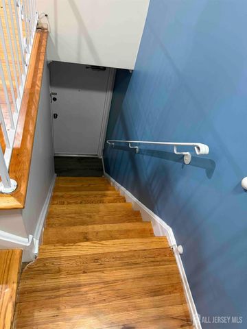 44 Judson Street 12B, Edison, NJ 08837