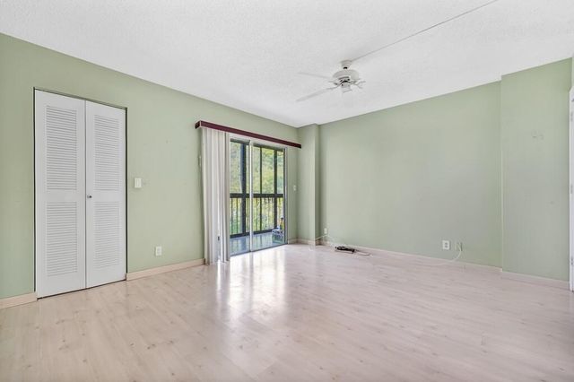 7286 Huntington Lane 405, Delray Beach, FL 33446