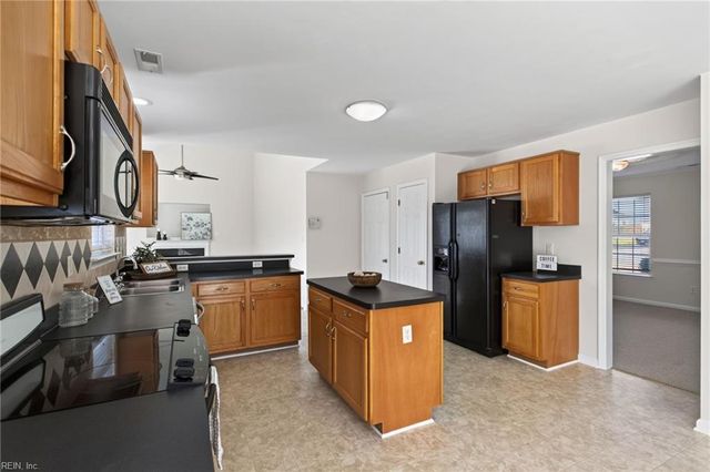 120 Dutchland TRL, Suffolk, VA 23434