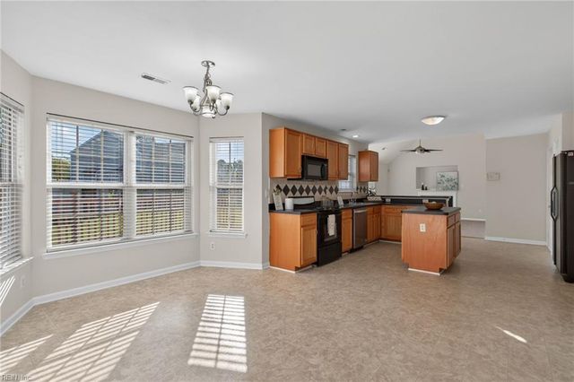 120 Dutchland TRL, Suffolk, VA 23434