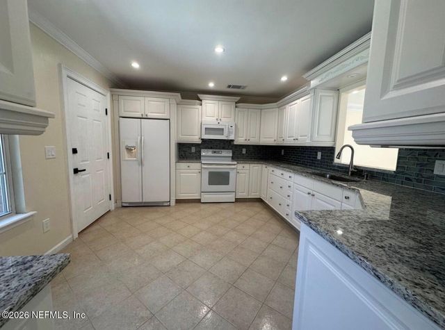 12558 GLAMDRING Court, Jacksonville, FL 32225