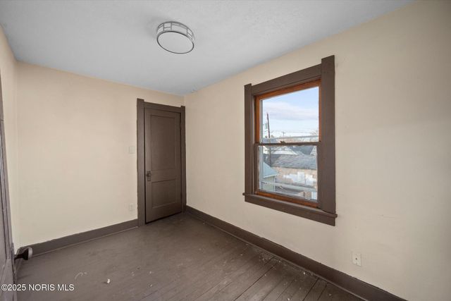 816 Geneva Avenue, Toledo, OH 43609