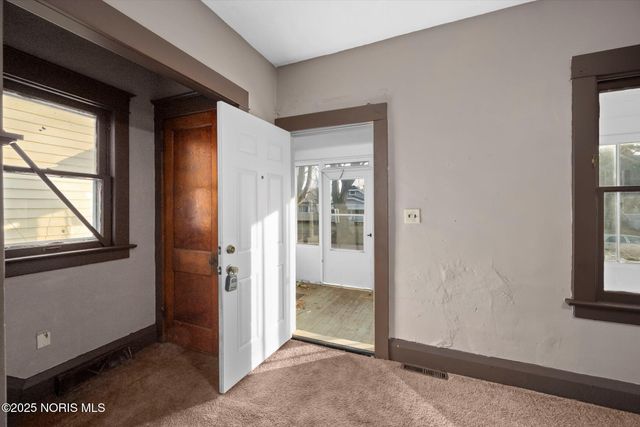 816 Geneva Avenue, Toledo, OH 43609