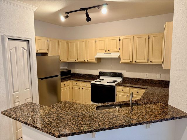 3011 LEGACY VILLAS DRIVE 3011, Maitland, FL 32751