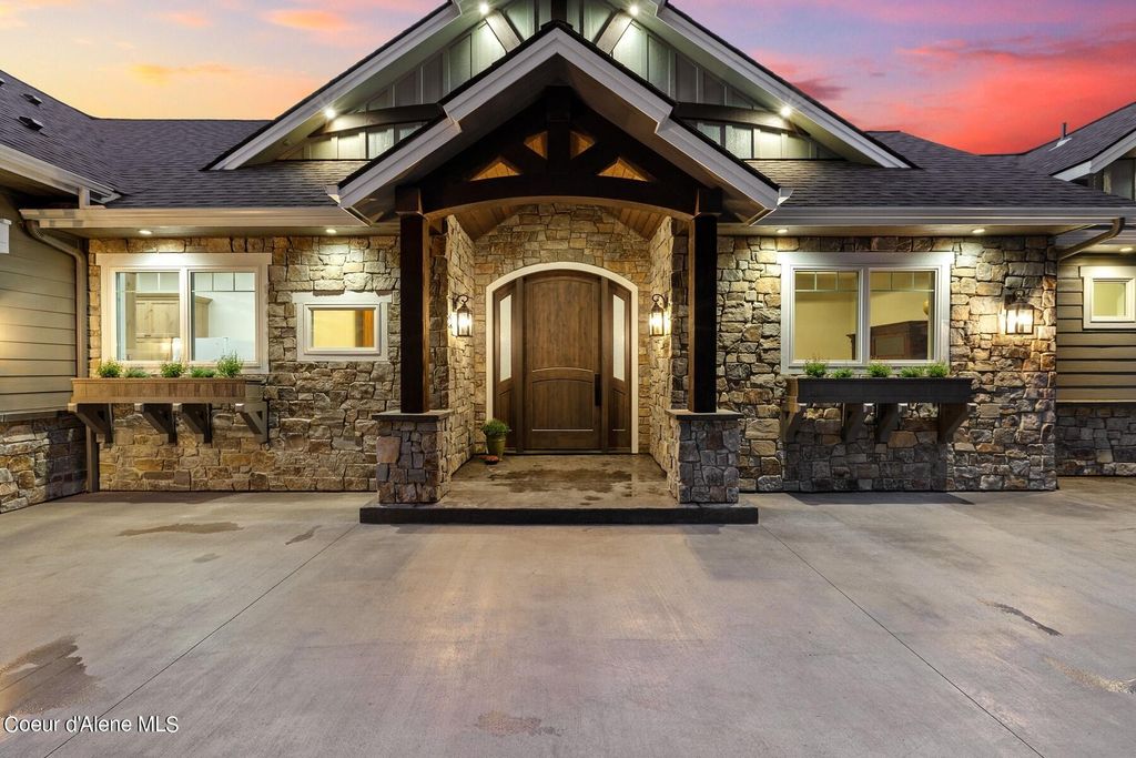 8491 N Mckinley Lane, Hayden, ID 83835 photo 3