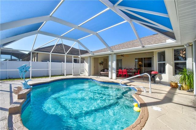 2201 SE 17th PL, Cape Coral, FL 33990