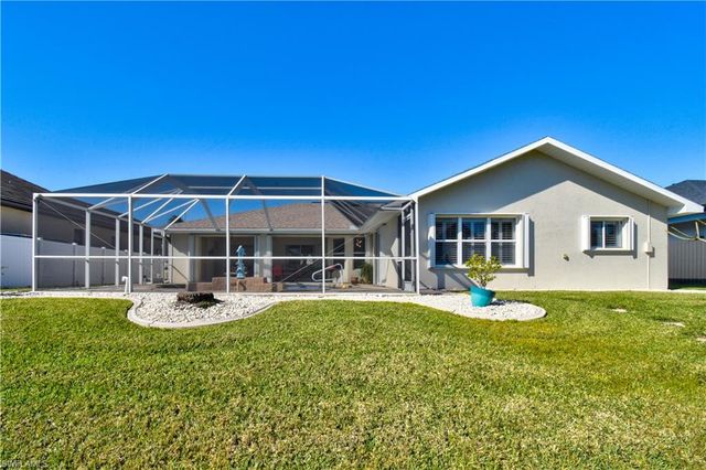 2201 SE 17th PL, Cape Coral, FL 33990