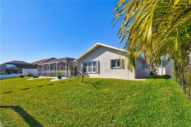 2201 SE 17th PL, Cape Coral, FL 33990