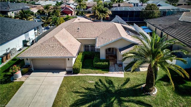 2201 SE 17th PL, Cape Coral, FL 33990