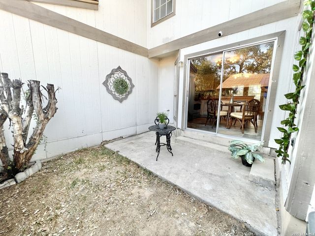 10254 Dover Rdg Apt 302, San Antonio, TX 78250