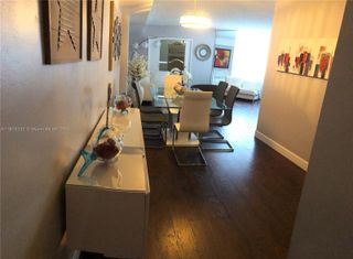 905 Brickell Bay Dr 327, Miami, FL 33131