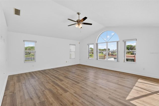 20 CORONA COURT, Palm Coast, FL 32137