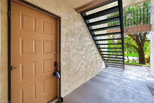 6494 Royal Woods DR # 2, Fort Myers, FL 33908