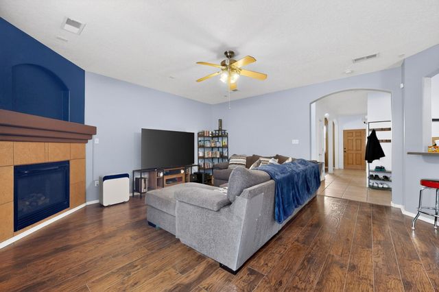 3460 Wagon Wheel Street SW, Los Lunas, NM 87031