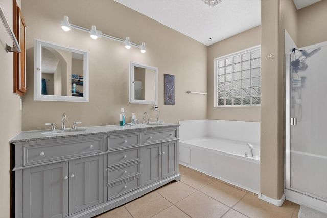 3460 Wagon Wheel Street SW, Los Lunas, NM 87031