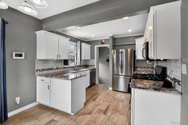 29508 Bock Street, Garden City, MI 48135