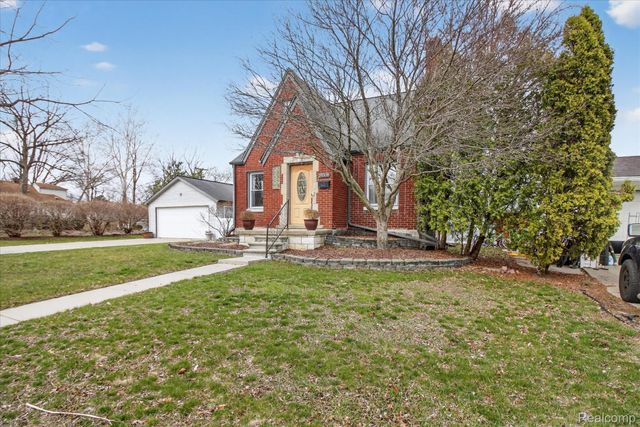 29508 Bock Street, Garden City, MI 48135