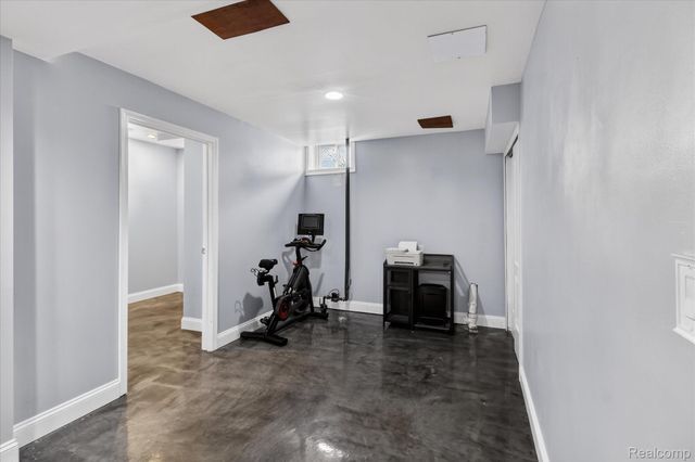 29508 Bock Street, Garden City, MI 48135