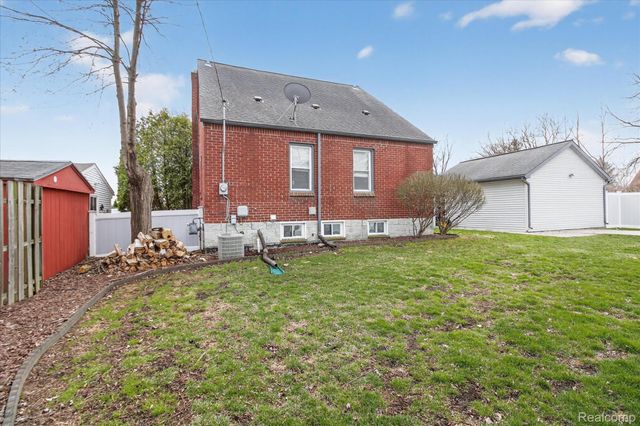 29508 Bock Street, Garden City, MI 48135