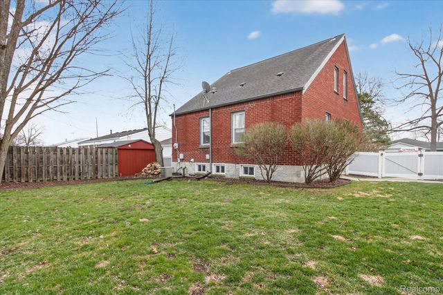 29508 Bock Street, Garden City, MI 48135