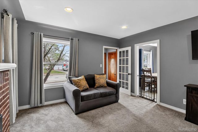 29508 Bock Street, Garden City, MI 48135