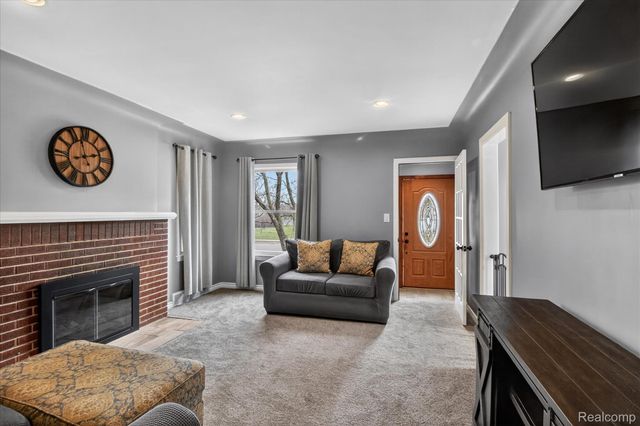 29508 Bock Street, Garden City, MI 48135