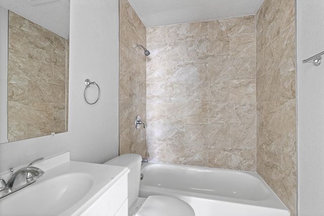 120 E Monterey Street 120, Denison, TX 75021