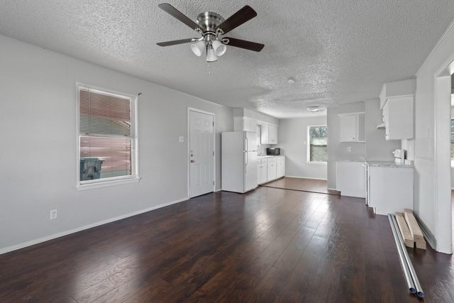 120 E Monterey Street 120, Denison, TX 75021