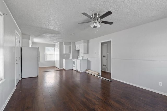 120 E Monterey Street 120, Denison, TX 75021