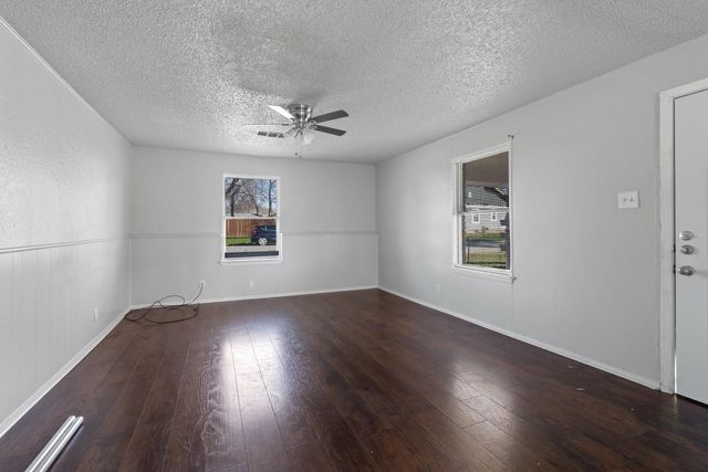 120 E Monterey Street 120, Denison, TX 75021