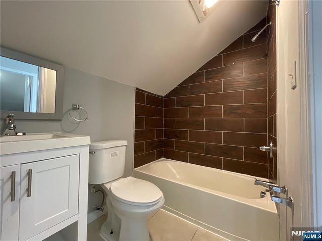 37 12th Avenue 3, Paterson, NJ 07501