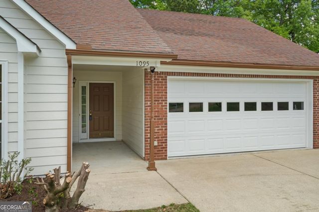 1095 Athena Court, Acworth, GA 30101