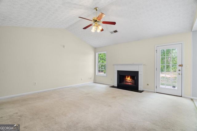 1095 Athena Court, Acworth, GA 30101